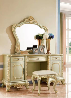 ISO14001 European Style Bedroom Furniture Five Star Hotel Solid Wood Double Bed